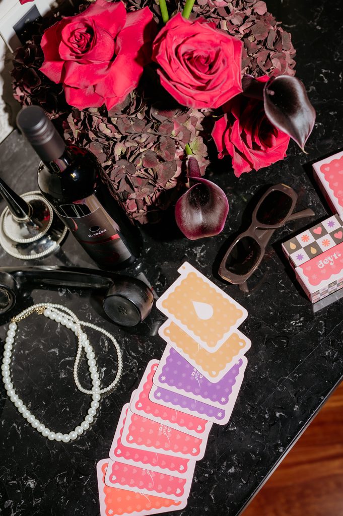 Date Yourself Cards – 52 ideje za solo dejtove